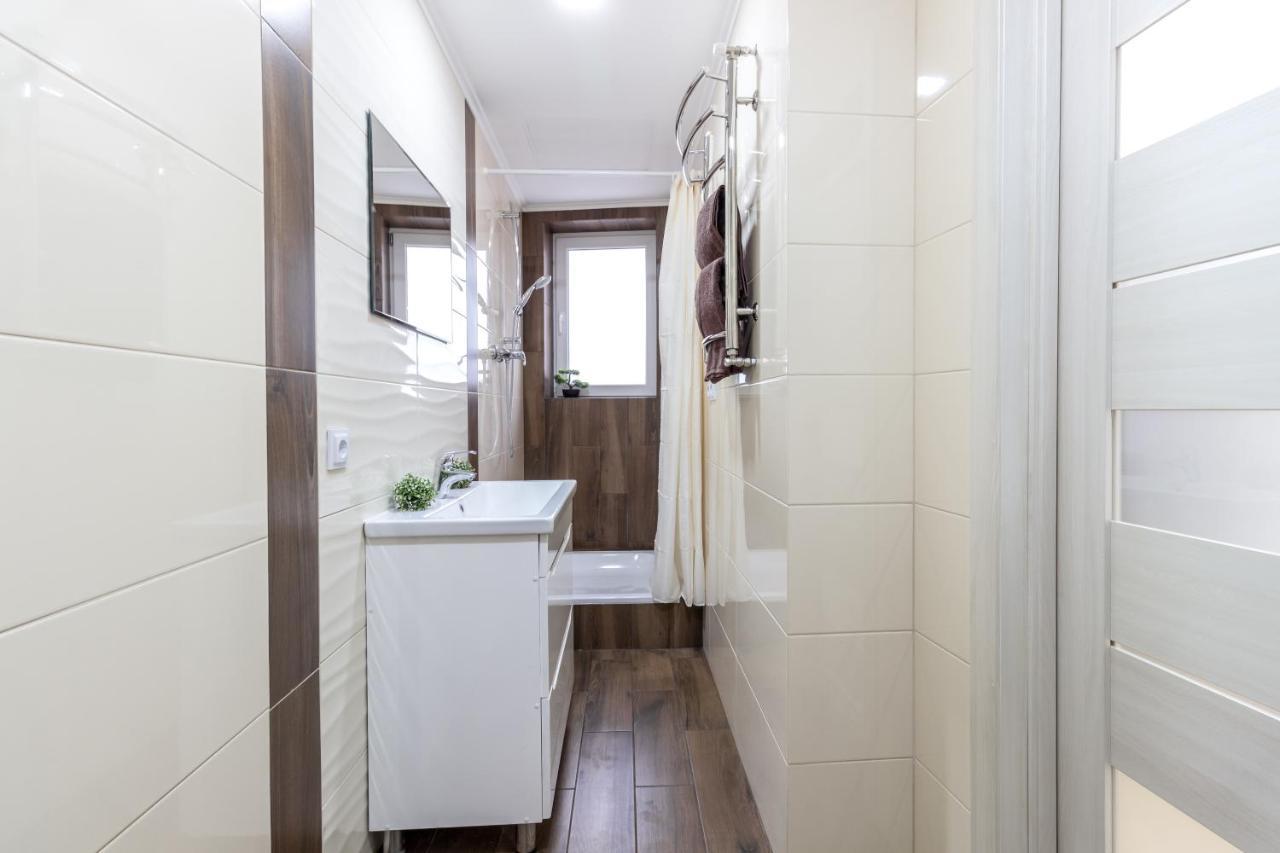 City Center Vip Studio Apartment Liov Exterior foto