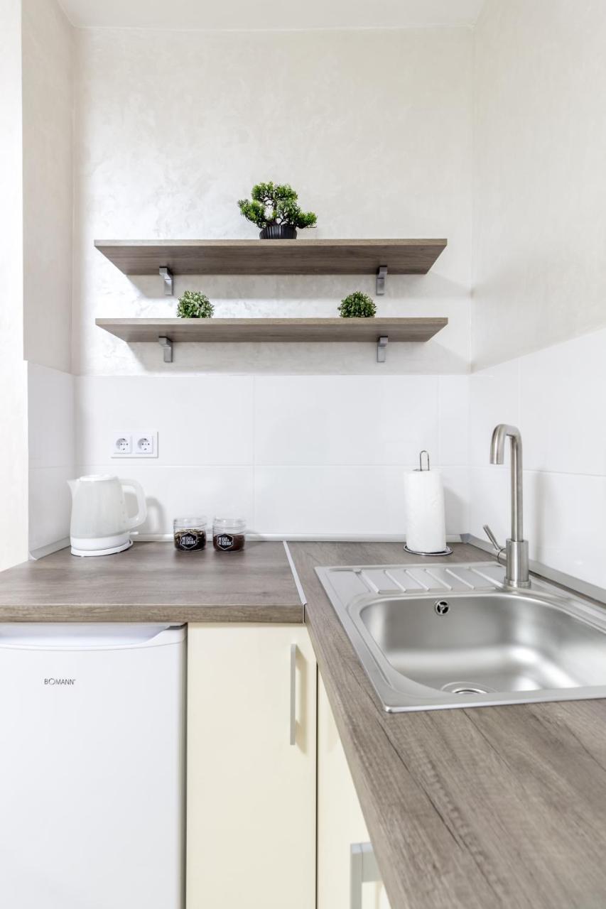 City Center Vip Studio Apartment Liov Exterior foto