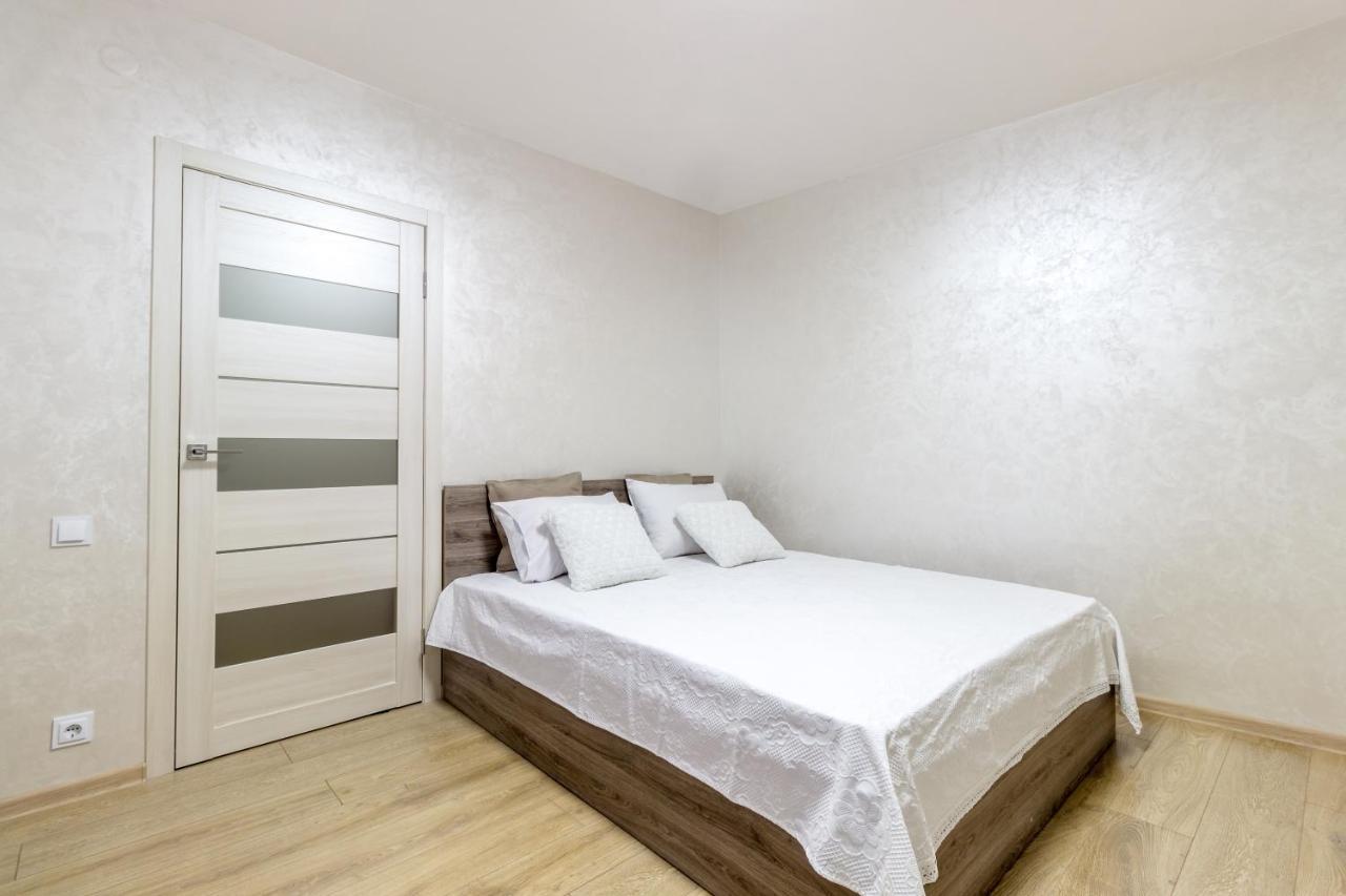 City Center Vip Studio Apartment Liov Exterior foto